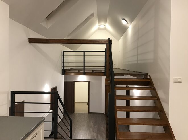 Podkrovní vestavba - rekonstrukce